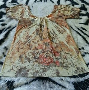 Daytrip Floral Peasant Hippie Style Top